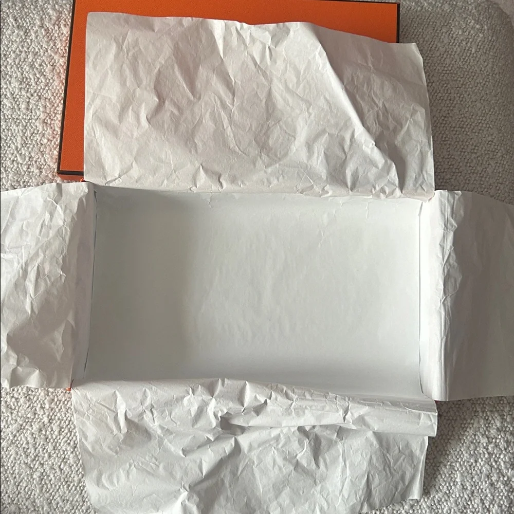 HERMES Box and Ribbon - Picture 5 of 5
